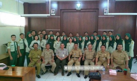 Penyerahan mahasiswa PKL 2 Terintegrasi OPA/OPSIN. 