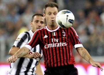 Penyerang AC Milan Antonio Cassano