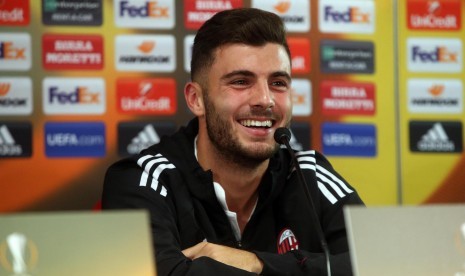 Penyerang AC Milan Patrick Cutrone.