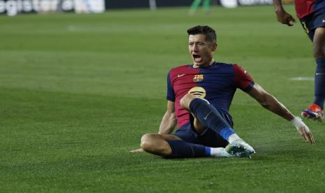 Penyerang Barcelona Robert Lewandowski 