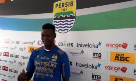 Penyerang baru Persib Bandung Ezechiel Aliadjim N'Duoassel.