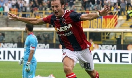 Penyerang Bologna, Alberto Gilardino.