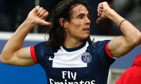 Penyerang Edinson Cavani.