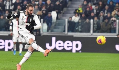 Penyerang Juventus Gonzalo Higuain.