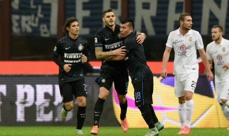 Penyerang Mauro Icardi usai membobol gawang Hellas Verona.