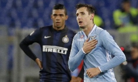 Penyerang Miroslav Klose.