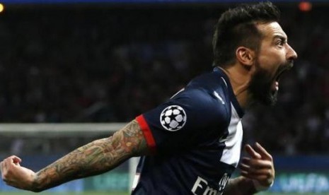 Penyerang PSG, Ezequiel Lavezzi.