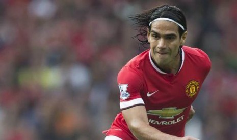 Penyerang Radamel Falcao.