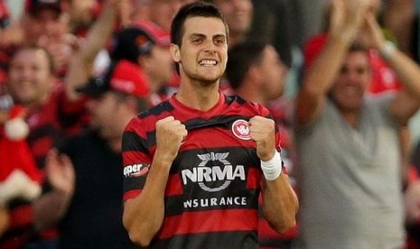 Penyerang Tomi Juric.