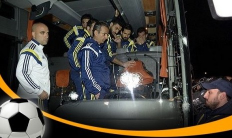 Penyerangan terhadap bus pemain Fenerbahce