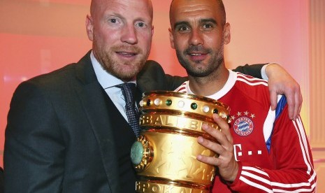 Pep Guardiola (kanan) dan Matthias Sammer.