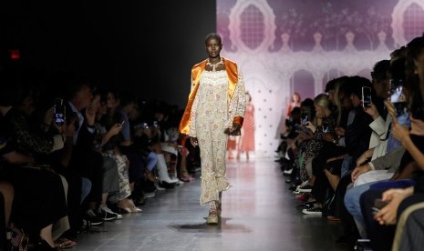 Peragaan busana New York Fashion Week Spring/Summer 2020 di New York, Amerika Serikat, September 2019. Gelaran tahun ini dilaksanakan di tengah pandemi Covid-19.