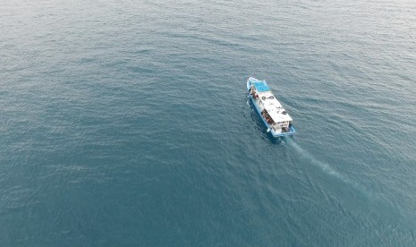 Perahu motor di perairan Kepulauan Seribu, Jakarta