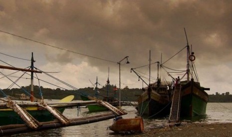 Perahu penangkap ikan di Filipina.