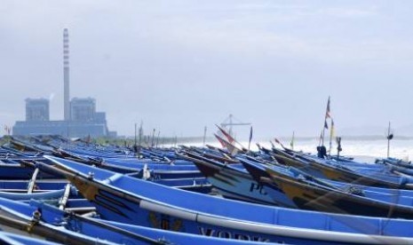 Perahu tradisional nelayan Cilacap, Jawa Tengah.