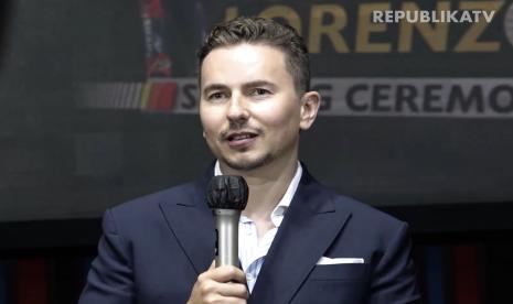 Peraih tiga gelar juara dunia Moto GP asal Spanyol Jorge Lorenzo saat acara meet and great bersama awak media di Hotel Borobudur, Jakarta (8/12/2022).