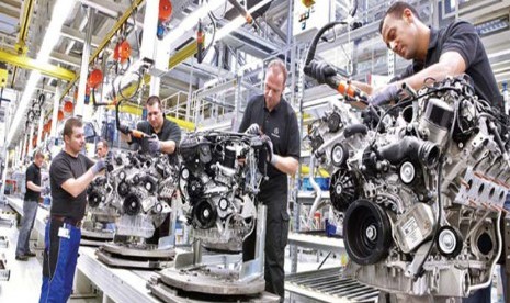 Perakitan mesin di Daimler, Jerman