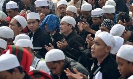 Doa-Doa Mohon Ampunan Dosa yang Biasa Dibaca Nabi Muhammad. Foto: Perayaan Maulid Nabi (ilustrasi). 