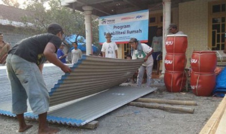 Perbaikan rumah korban Kelud