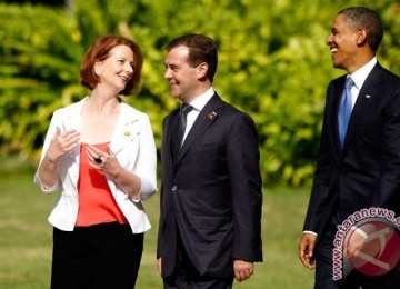 Perdana Menteri Australia Julia Gillard dan Barack Obama dipastikan menghadiri KTT Asia Timur di Bali, sementara Presiden Rusia Dmitry Medvedev urung menghadirinya karena alasan pemilu di dalam negeri