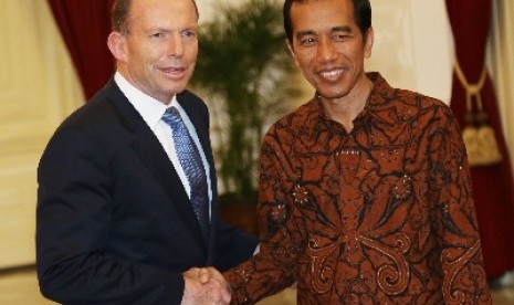 Perdana Menteri Australia Tony Abbott bersama Presiden Jokowi..