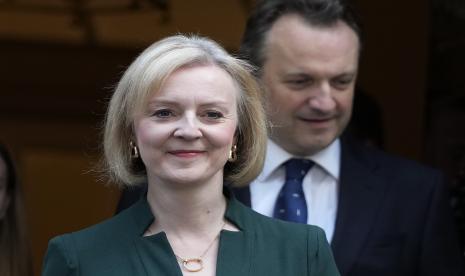 Pemerintah Cina mengecam kunjungan mantan perdana Inggris Liz Truss ke Taiwan.