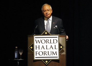 Perdana Menteri Malaysia, Najib Razak, dalam Forum Halal Dunia