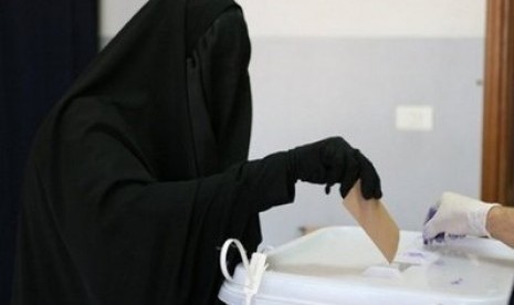 Perempuan Arab Saudi akhirnya ikut pemilihan dewan kota