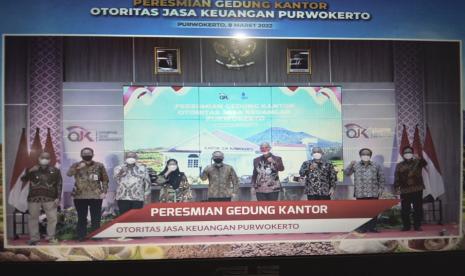 Peresmian kantor OJK Purwokerto.