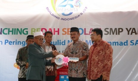 Peresmian program Bedah Rumah Lintasarta