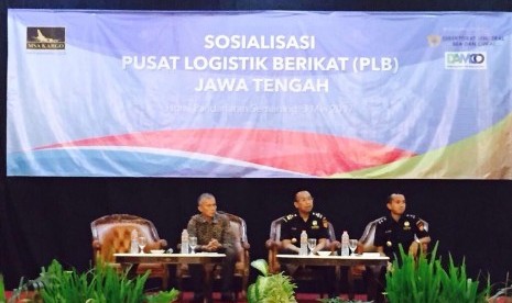 Peresmian pusat logistik berikat di Semarang.