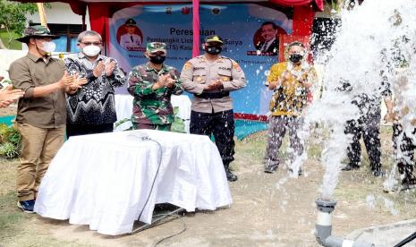 Peresmian sarana Pembangkit Listrik Tenaga Surya (PLTS) di Gunungkidul, DIY.