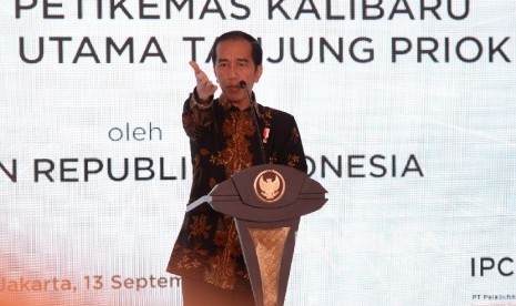 Peresmian Terminal Petikemas Kalibaru. Presiden Joko Widodo memberikan paparan saat peresmian pengoperasian Terminal Petikemas Kalibaru Pelabuhan Utama Tanjung Priok, Jakarta, Selasa (13/9)