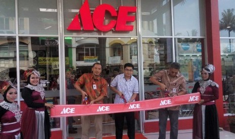 Peresmian Toko Ace Hardware di Metro Indah Mall Bandung, belum lama ini.