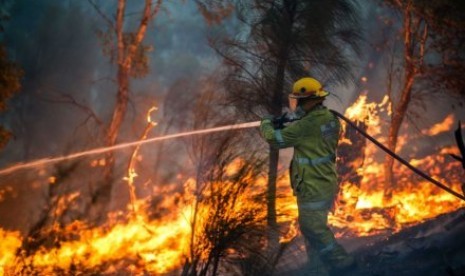 Peringatan bahaya kebakaran yang ekstrim diberlakukan di sejumlah wilayah Perth, South West, Midwest Gascoyne, dan Goldfields Midlands. 