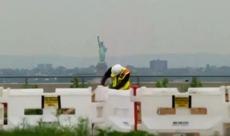 Perkebunan atap rumah di atas gedung kota New York, AS