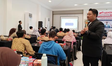 Perkembangan Artificial Intelligence (AI) telah membawa revolusi besar dalam berbagai sektor, termasuk pendidikan.