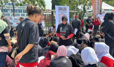 Perlombaan di Lapangan Futsal Jalan Kampung Muka RW 04. Pademangan, Jakarta Utara. 