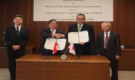 Perpanjangan kerja sama IPB dan Tokyo university of agriculture di Kampus TUA Tokyo baru-baru ini.