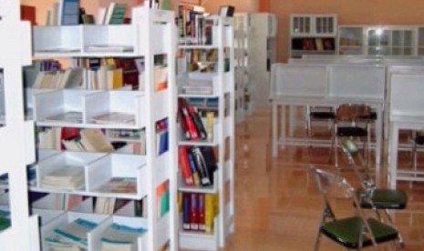 Perpustakaan di sebuah sekolah dasar