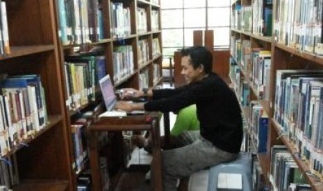 perpustakaan di UMS