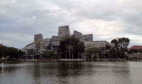 Perpustakaan Universitas Indonesia (UI)