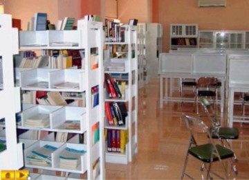 Perpustakaan di sebuah sekolah dasar