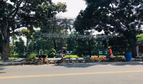 Persiapan halte untuk bus Buy The Service (BTS) dari Badan Pengelola Transportasi Jabodetabek(BPTJ) Kementerian Perhubungan (Kemenhub), di salah satu titik di Kota Bogor.