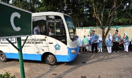 Persiapan keberangkatan jamaah haji menuju Tanah Suci Makkah.