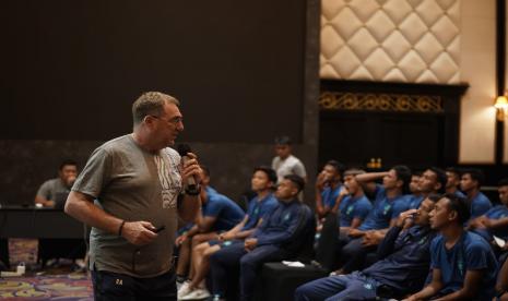 Persib Bandung melakukan pertemuan tim secara tertutup di Hotel Papandayan, Kota Bandung, Senin (18/7/2022). 