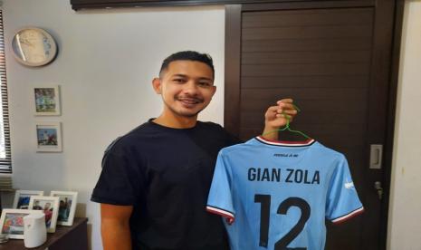 Persib Bandung meminjamkan Gian Zola Nasrulloh ke Persela Lamongan.