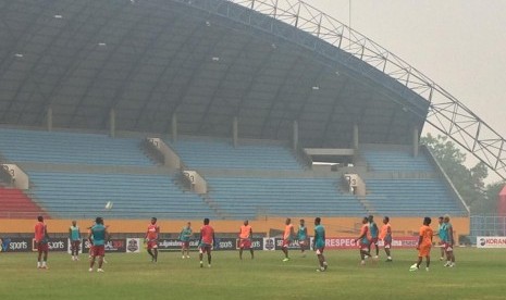 Persipura Jayapura latihan di Stadion Jakabaring.