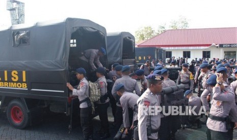 Personel Brimob Polda Sultra yang diperbantukan Monokwari, Papua Barat.