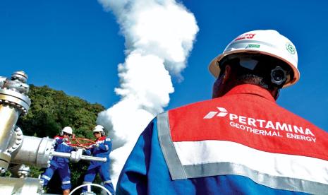 Pertamina catat kenaikan laba 17 persen pada 2023 menjadi Rp 72,7 triliun.